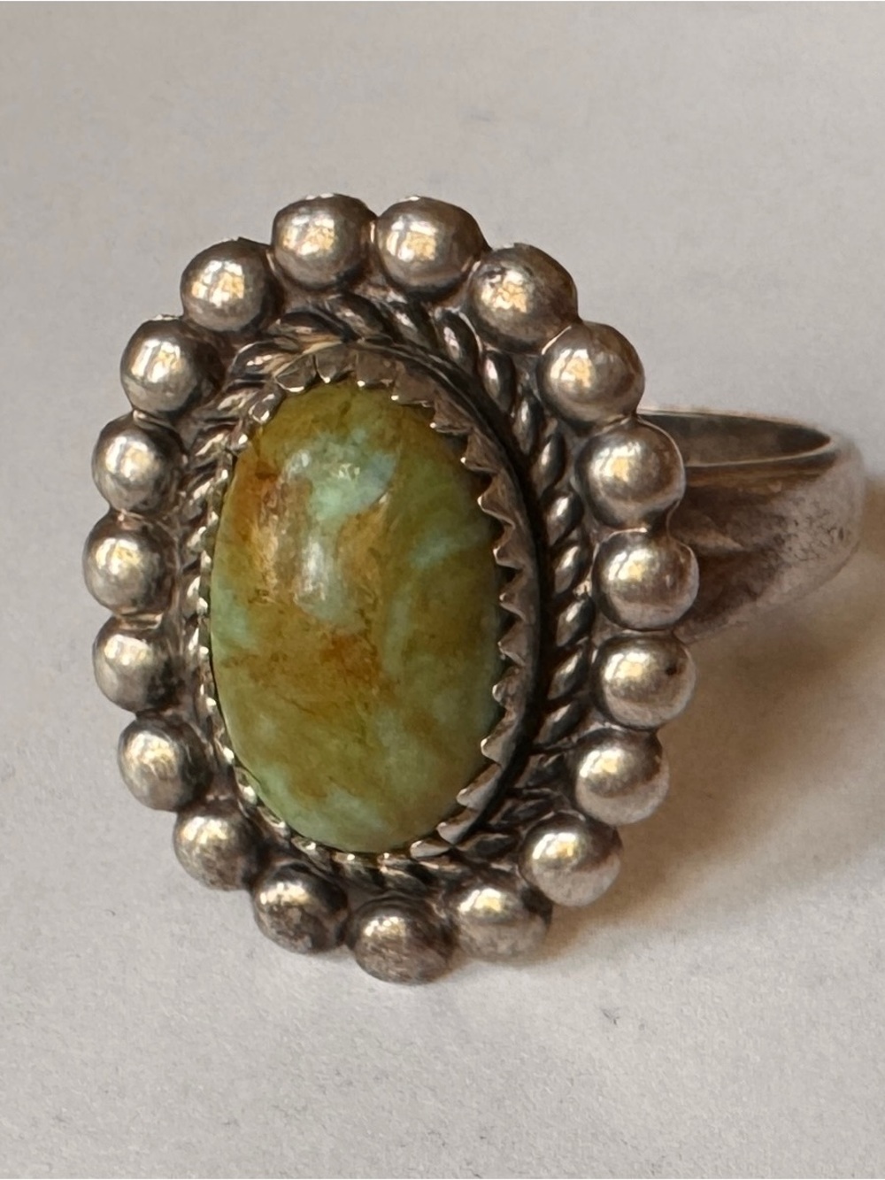 Turquoise Vintage Southwest Sterling Ring in EUC Sz 8? Bell Trading Post 60s